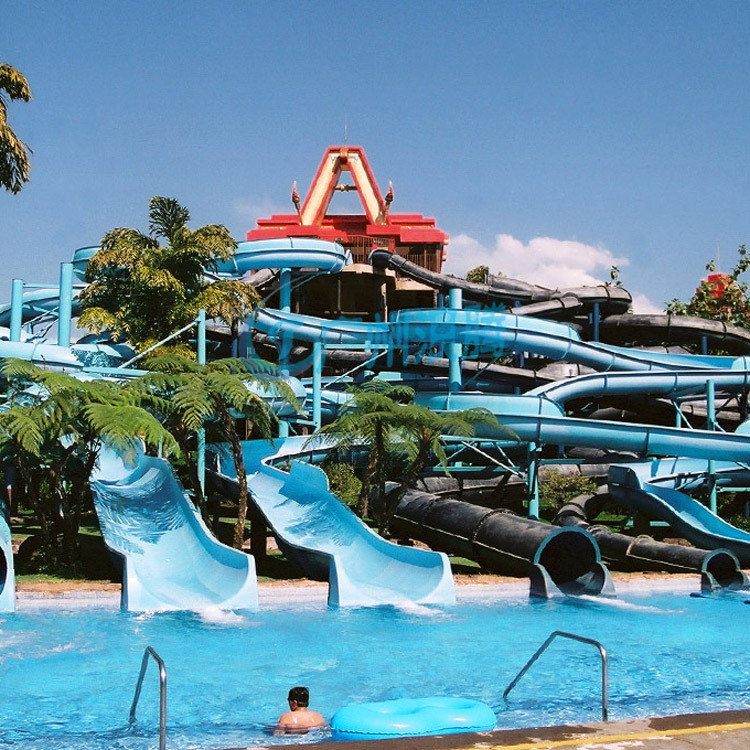 水上樂(lè)園設(shè)備-螺旋組合滑梯